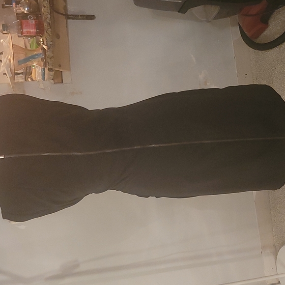 Dress - Picture 6 of 8